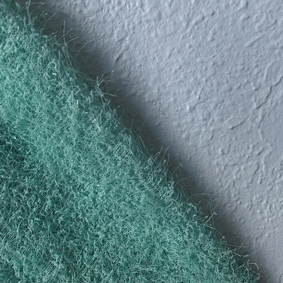 Mint cropped Sweater - Picture 3 of 6